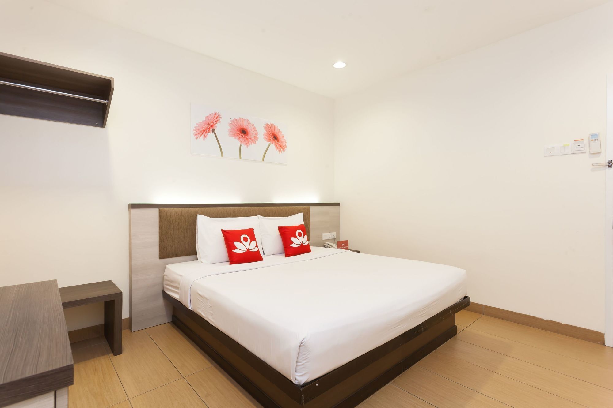 Zen Rooms Pertam Jaya Malacca Exterior foto